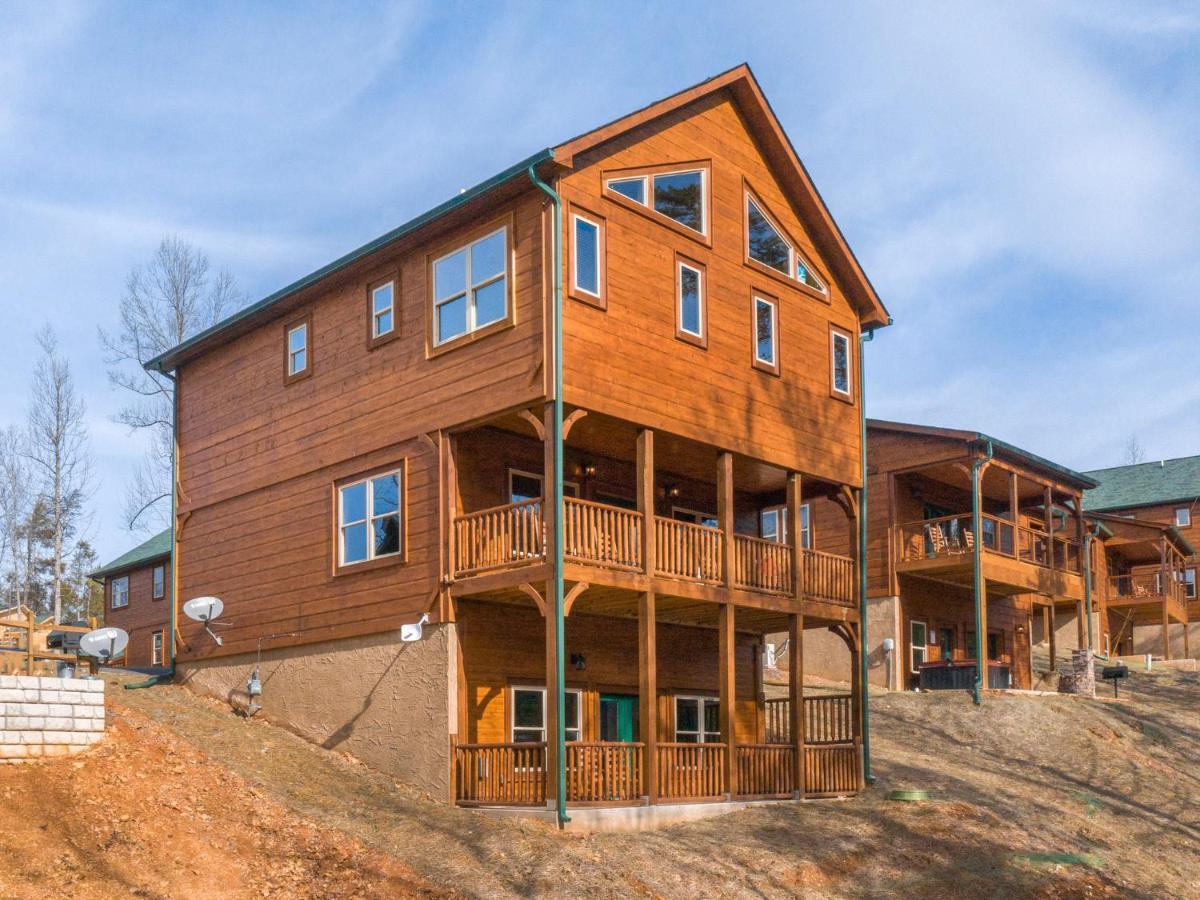 Gatlinburg Escape, 5 Bedrooms, Hot Tub, Arcade, Game Room, Sleeps 16 Exterior foto